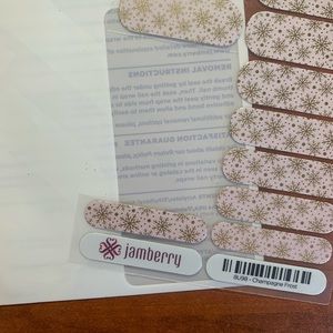 3/$25 Jamberry Champagne Frost wrap!!